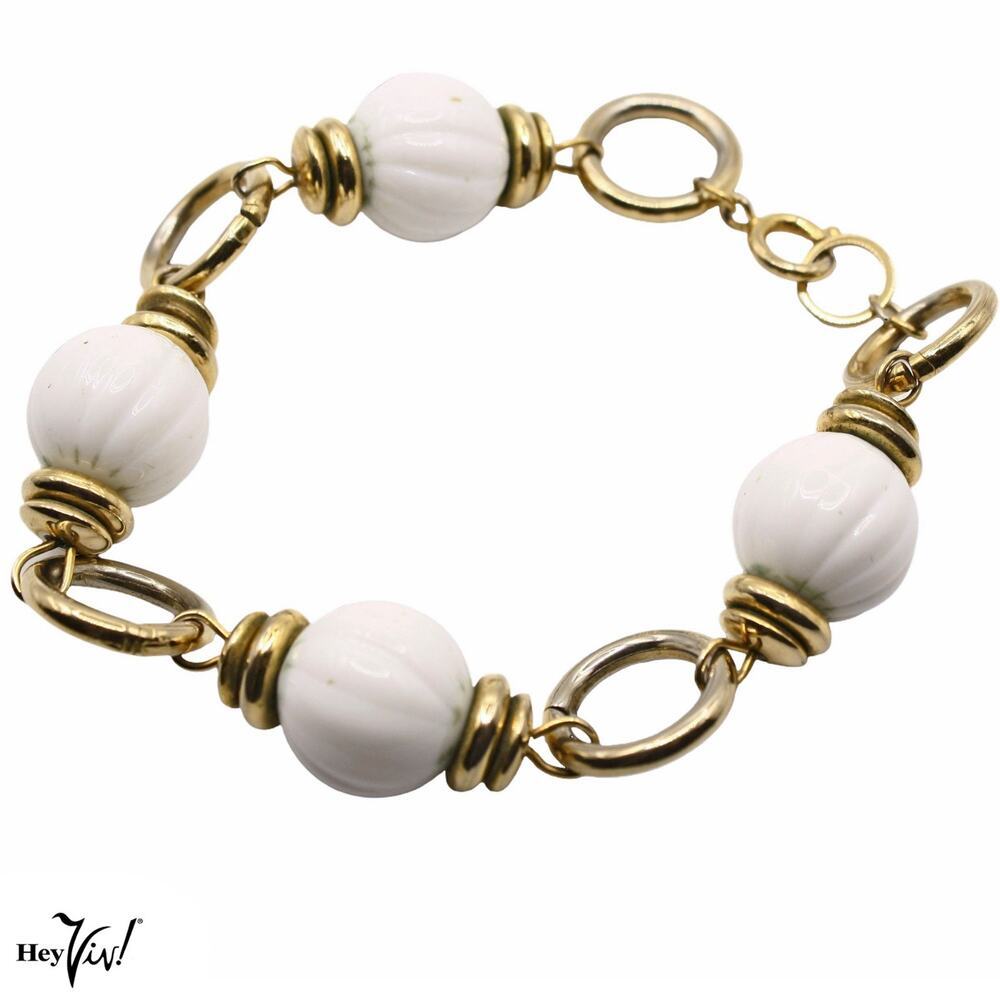 Vintage White Bead & Gold Tone Link Bracelet 8.5" Chunky Mod Style - Hey Viv